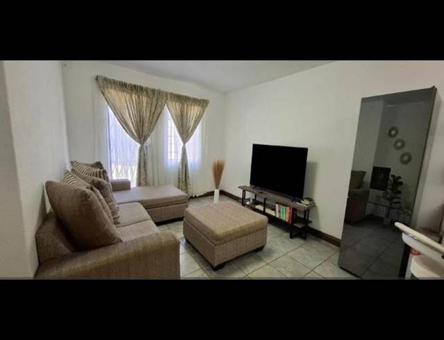 2 BEDROOM APARTMENT FOR SALE IN FLORENTIA
